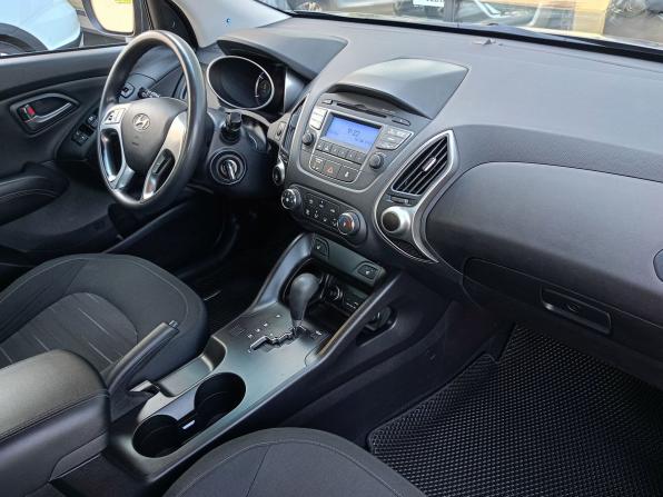 Hyundai ix35 I Рестайлинг с пробегом 2015 года, цена 1 746 500 рублей, 85000 км, внедорожник, Автокод Объявления
