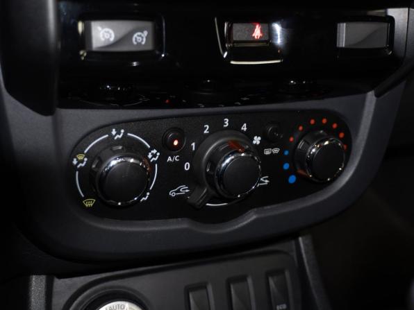 Renault Duster I Рестайлинг с пробегом 2017 года, цена 1 299 000 рублей, 125601 км, внедорожник, Автокод Объявления