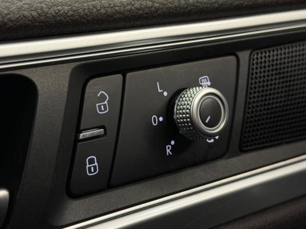 Volkswagen Touareg II Рестайлинг с пробегом 2016 года, цена 2 777 000 рублей, 142988 км, внедорожник, Автокод Объявления