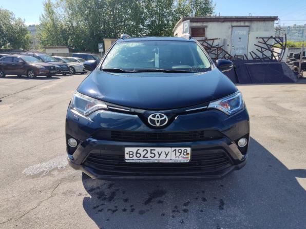 Toyota RAV4 IV (XA40) Рестайлинг с пробегом 2019 года, цена 1 799 000 рублей, 230000 км, внедорожник, Автокод Объявления