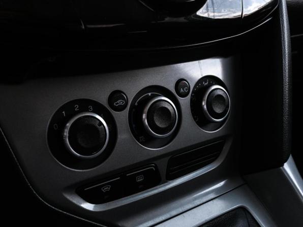 Ford Focus III с пробегом 2013 года, цена 849 000 рублей, 201586 км, седан, Автокод Объявления