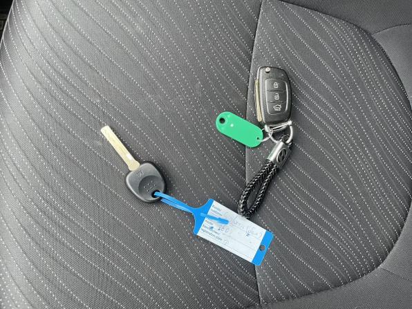 Hyundai Solaris I Рестайлинг с пробегом 2015 года, цена 999 000 рублей, 147117 км, седан, Автокод Объявления
