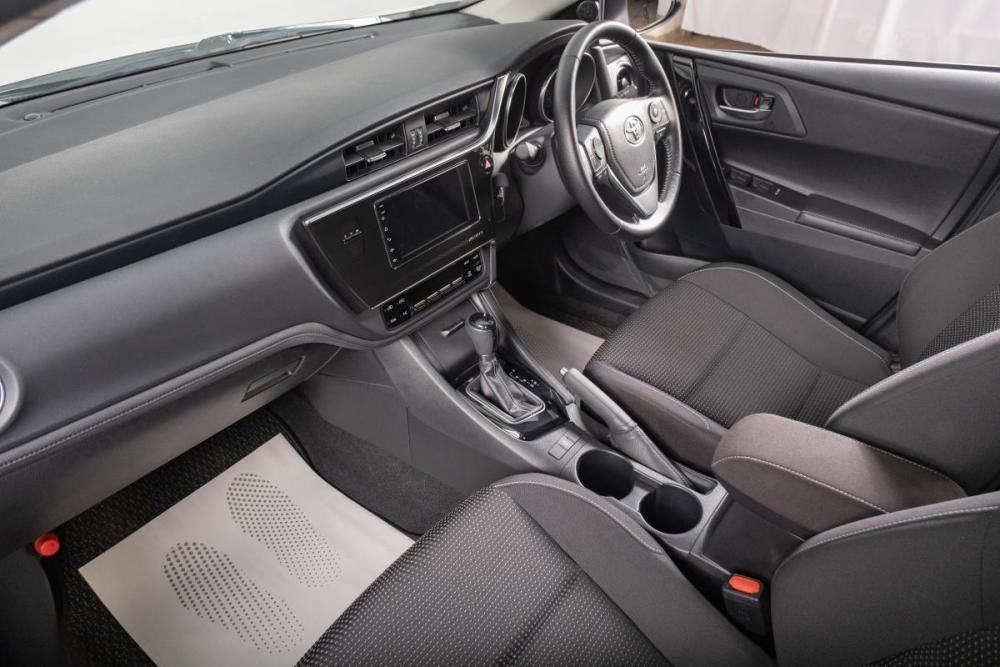 Toyota Auris II Рестайлинг Томск  - изображение 13