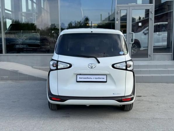 Toyota Sienta II с пробегом 2016 года, цена 1 300 000 рублей, 160058 км, компактвэн, Автокод Объявления