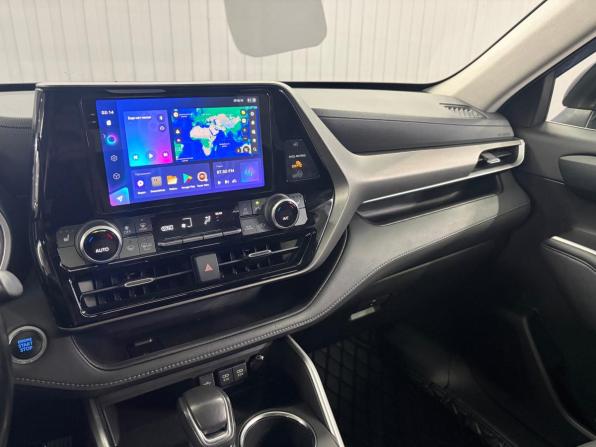 Toyota Highlander IV (XU70) с пробегом 2021 года, цена 3 697 000 рублей, 130012 км, внедорожник, Автокод Объявления