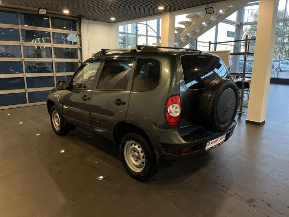 Chevrolet Niva I Рестайлинг с пробегом 2015 года, цена 575 000 рублей, 176515 км, внедорожник, Автокод Объявления