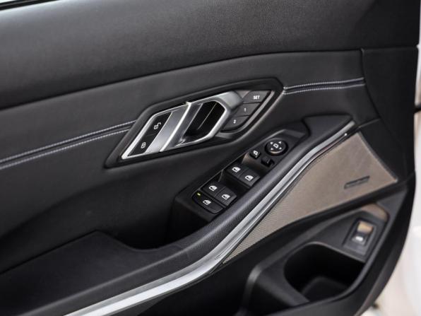 BMW 3 серии VII (G2x) с пробегом 2019 года, цена 3 999 000 рублей, 98743 км, седан, Автокод Объявления
