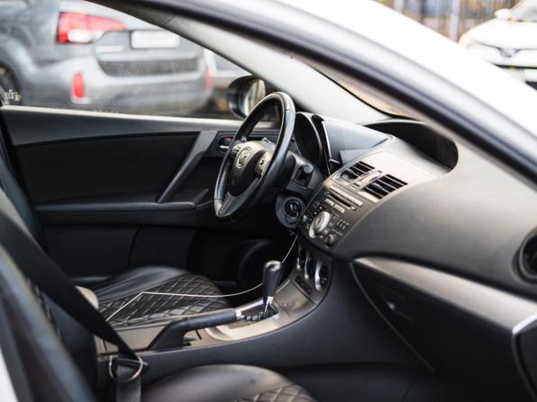 Mazda 3 II (BL) с пробегом 2011 года, цена 760 000 рублей, 195286 км, седан, Автокод Объявления