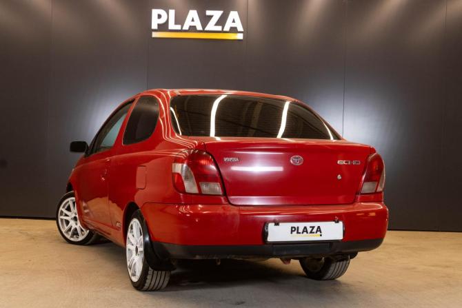 Toyota Echo с пробегом 2001 года, цена 200 000 рублей, 170370 км, хэтчбек, Автокод Объявления