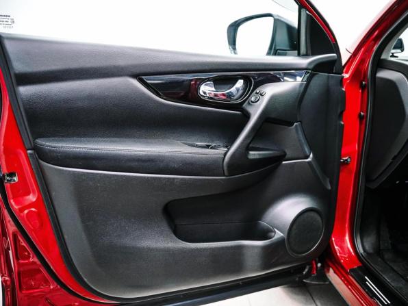 Nissan Qashqai II с пробегом 2016 года, цена 1 429 000 рублей, 181254 км, внедорожник, Автокод Объявления