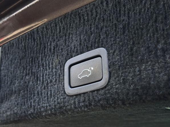 Volvo XC60 I Рестайлинг с пробегом 2014 года, цена 1 899 000 рублей, 190000 км, внедорожник, Автокод Объявления