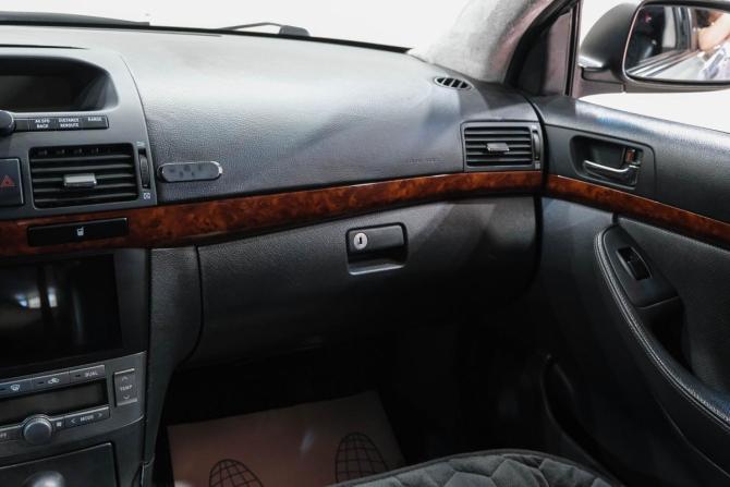 Toyota Avensis II с пробегом 2004 года, цена 699 000 рублей, 347000 км, седан, Автокод Объявления