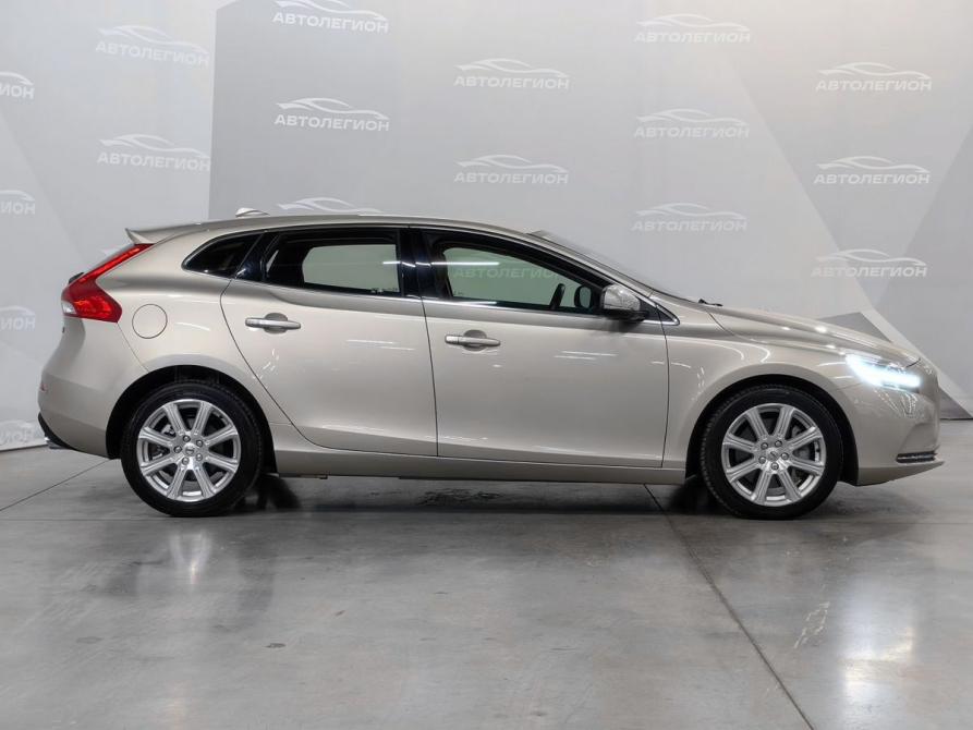Volvo V40 II Рестайлинг Новосибирск  - изображение 6