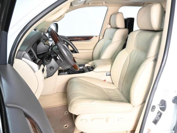 Lexus LX III Рестайлинг 2 с пробегом 2017 года, цена 5 989 000 рублей, 155075 км, внедорожник, Автокод Объявления