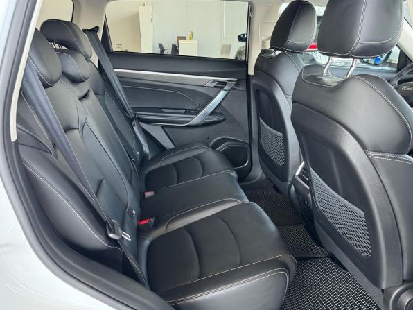 Geely Atlas Pro с пробегом 2022 года, цена 2 025 900 рублей, 32611 км, внедорожник, Автокод Объявления