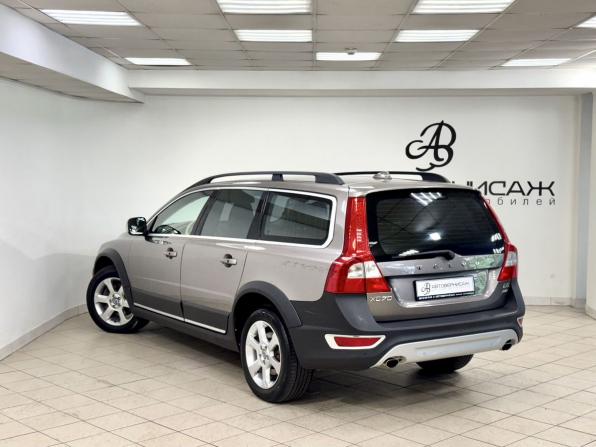 Volvo XC70 II с пробегом 2011 года, цена 1 480 000 рублей, 215000 км, универсал, Автокод Объявления