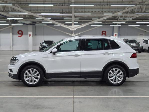 Volkswagen Tiguan II с пробегом 2018 года, цена 2 279 000 рублей, 151246 км, внедорожник, Автокод Объявления