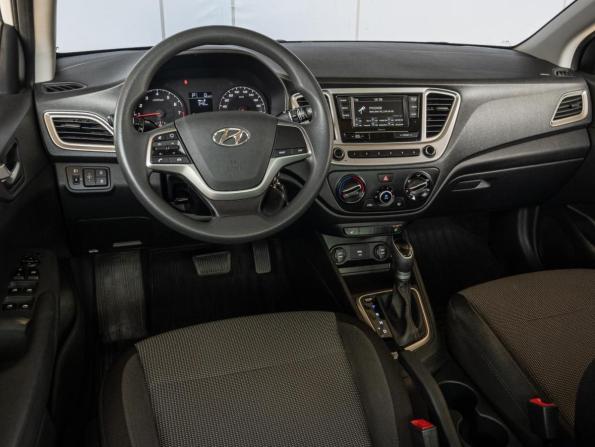 Hyundai Solaris II Рестайлинг с пробегом 2020 года, цена 1 620 000 рублей, 55339 км, седан, Автокод Объявления