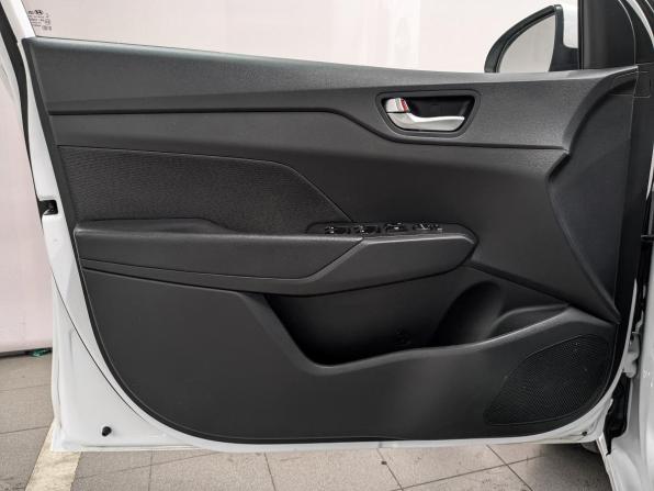 Hyundai Solaris II Рестайлинг с пробегом 2022 года, цена 1 470 000 рублей, 85239 км, седан, Автокод Объявления