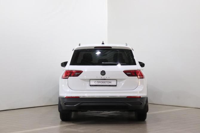 Volkswagen Tiguan II Рестайлинг с пробегом 2021 года, цена 2 430 000 рублей, 53179 км, внедорожник, Автокод Объявления