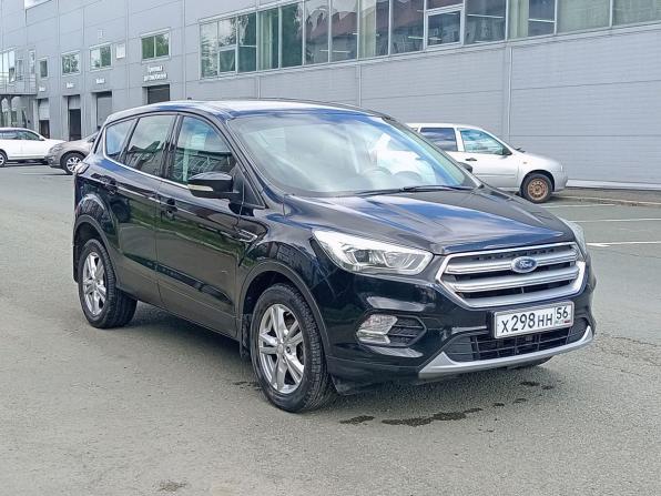 Ford Kuga II Рестайлинг с пробегом 2017 года, цена 1 505 000 рублей, 196000 км, внедорожник, Автокод Объявления