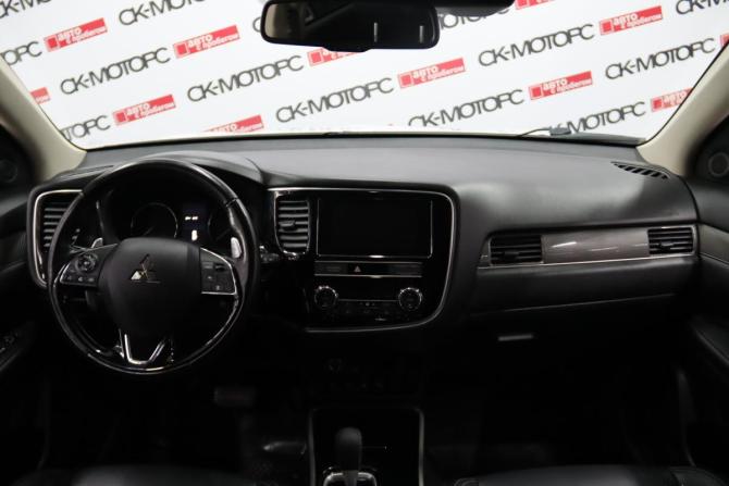 Mitsubishi Outlander III Рестайлинг 3 с пробегом 2019 года, цена 2 795 950 рублей, 116757 км, внедорожник, Автокод Объявления