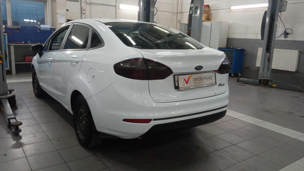 Ford Fiesta Mk6 Рестайлинг Санкт-Петербург  - изображение 4