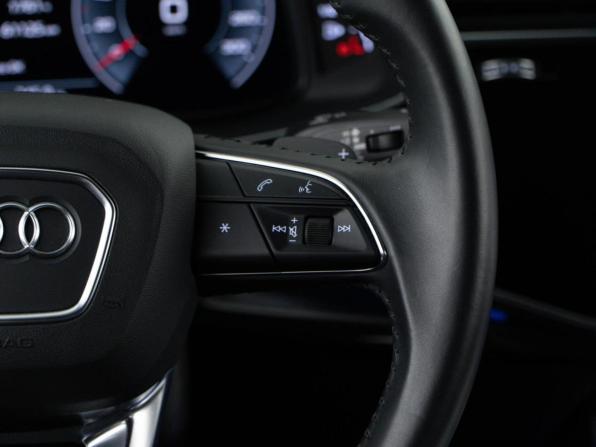 Audi Q8 I (4M) с пробегом 2019 года, цена 7 877 077 рублей, 64800 км, внедорожник, Автокод Объявления