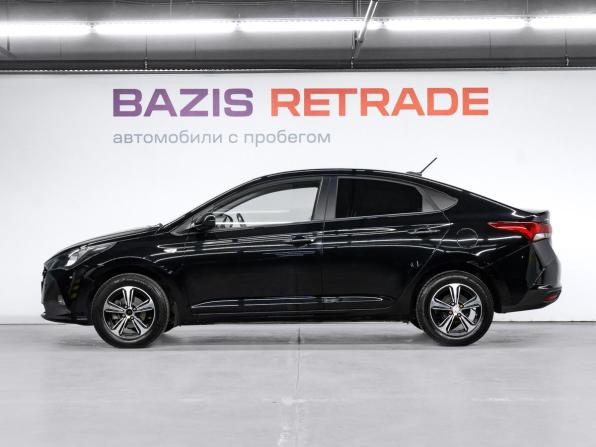 Hyundai Solaris II Рестайлинг с пробегом 2021 года, цена 1 680 000 рублей, 77637 км, седан, Автокод Объявления