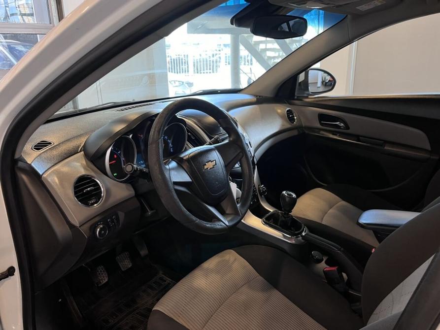 Chevrolet Cruze I Рестайлинг Чебоксары  - изображение 23