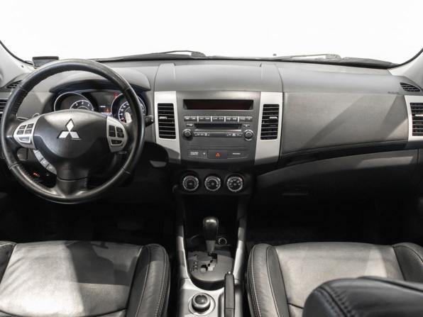 Mitsubishi Outlander II Рестайлинг с пробегом 2012 года, цена 1 003 000 рублей, 314274 км, внедорожник, Автокод Объявления