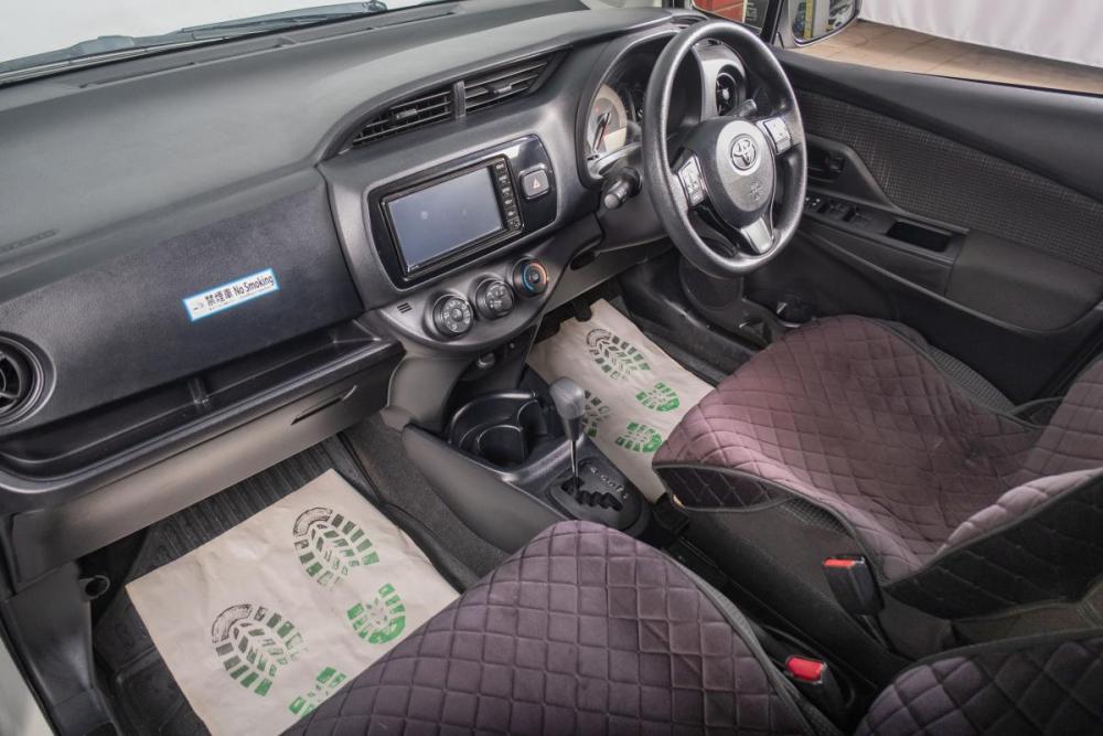 Toyota Vitz III (XP130) Рестайлинг 2 Томск  - изображение 18
