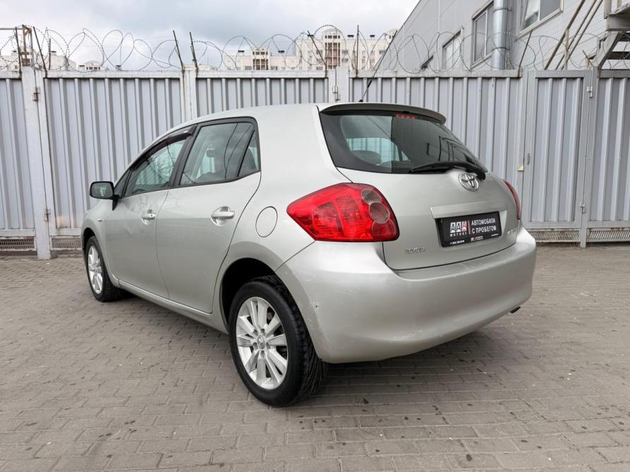 Toyota Auris I Ростов-на-Дону  - изображение 3