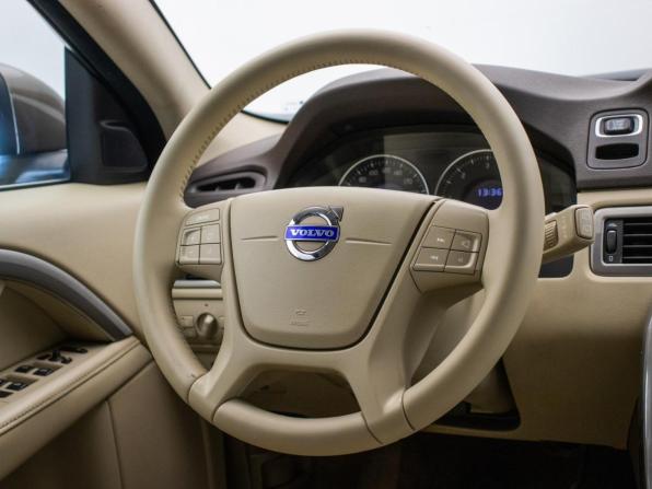 Volvo XC70 II с пробегом 2013 года, цена 1 445 000 рублей, 329149 км, универсал, Автокод Объявления