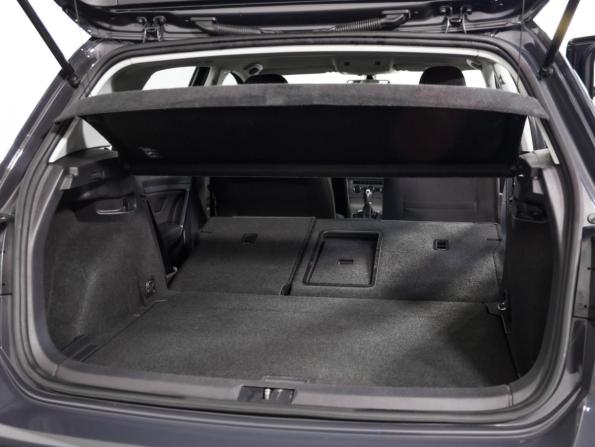 Volkswagen Golf VII с пробегом 2015 года, цена 1 349 000 рублей, 100688 км, хэтчбек, Автокод Объявления