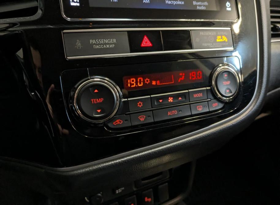 Mitsubishi Outlander III Рестайлинг 3 Санкт-Петербург  - изображение 28