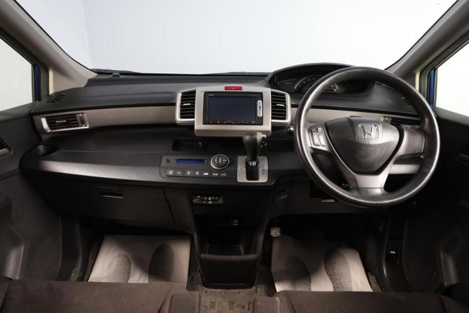 Honda Freed I Рестайлинг 2 с пробегом 2014 года, цена 1 299 000 рублей, 170000 км, компактвэн, Автокод Объявления