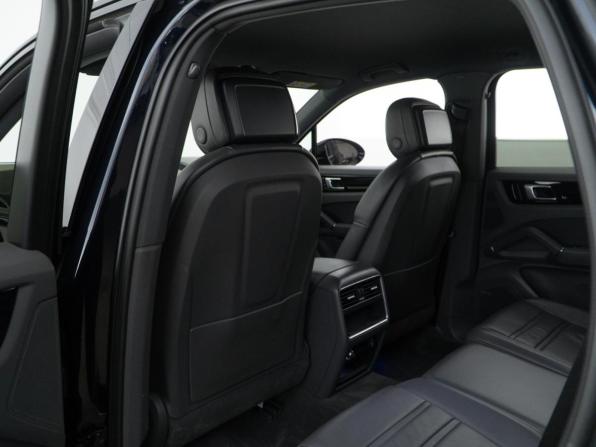 Porsche Cayenne III с пробегом 2018 года, цена 5 584 050 рублей, 127881 км, внедорожник, Автокод Объявления