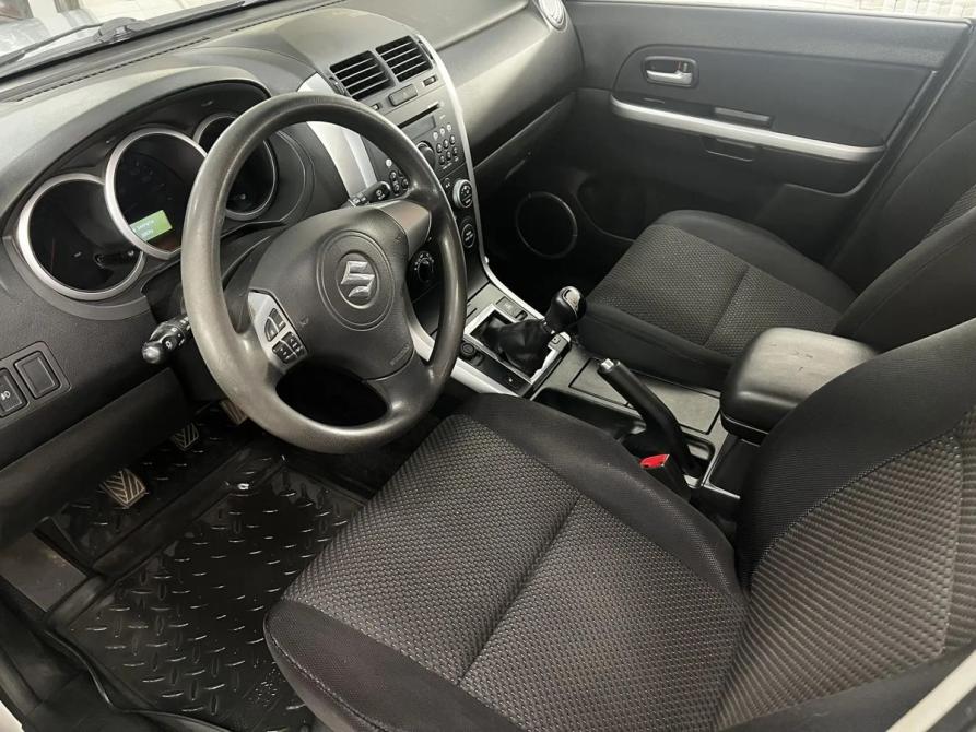 Suzuki Grand Vitara II Рестайлинг Ярославль  - изображение 9