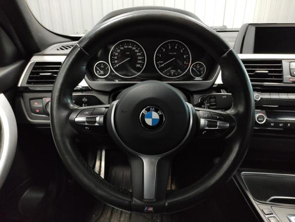 BMW 3 серии VI (F3x) Рестайлинг с пробегом 2018 года, цена 2 950 000 рублей, 94887 км, седан, Автокод Объявления