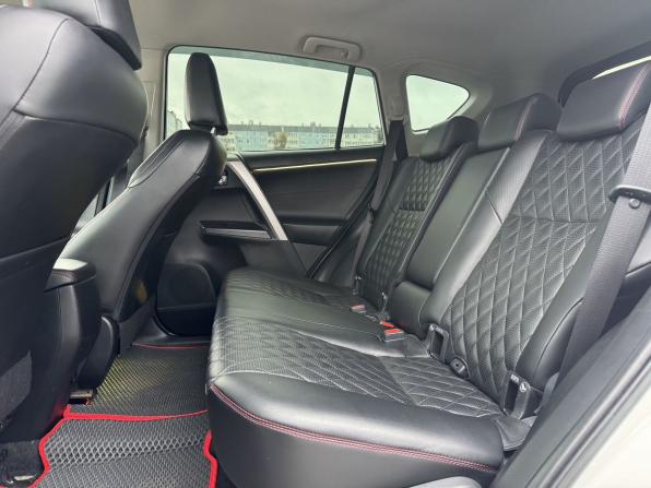 Toyota RAV4 IV (XA40) Рестайлинг с пробегом 2016 года, цена 2 399 000 рублей, 118900 км, внедорожник, Автокод Объявления