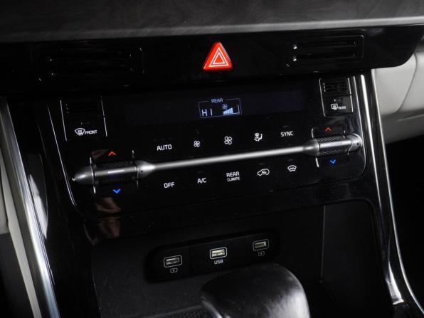 Kia Carnival IV с пробегом 2021 года, цена 3 119 000 рублей, 191755 км, минивэн, Автокод Объявления
