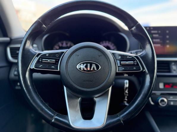 Kia Optima IV Рестайлинг с пробегом 2018 года, цена 1 850 000 рублей, 130417 км, седан, Автокод Объявления