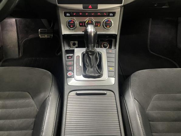 Volkswagen Passat B7 с пробегом 2013 года, цена 1 039 000 рублей, 248901 км, седан, Автокод Объявления