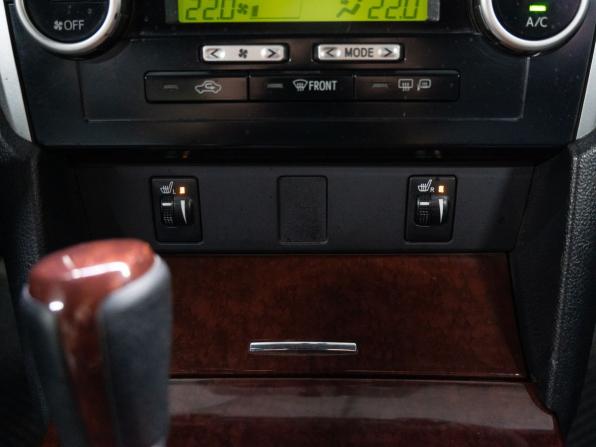 Toyota Camry VII (XV50) с пробегом 2012 года, цена 1 324 000 рублей, 320925 км, седан, Автокод Объявления