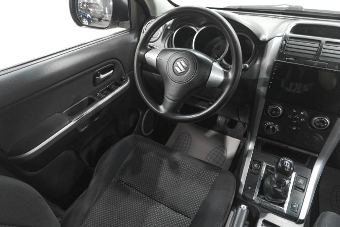Suzuki Grand Vitara II с пробегом 2005 года, цена 799 000 рублей, 303000 км, внедорожник, Автокод Объявления