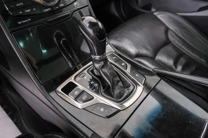 Hyundai Grandeur V с пробегом 2012 года, цена 1 349 000 рублей, 298000 км, седан, Автокод Объявления