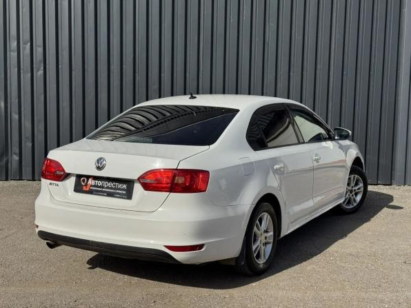 Volkswagen Jetta VI с пробегом 2014 года, цена 810 000 рублей, 210823 км, седан, Автокод Объявления