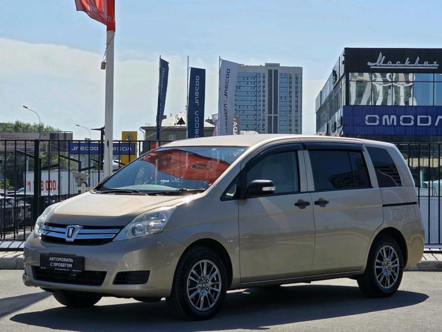Toyota ISis I Рестайлинг Новосибирск  - изображение 1