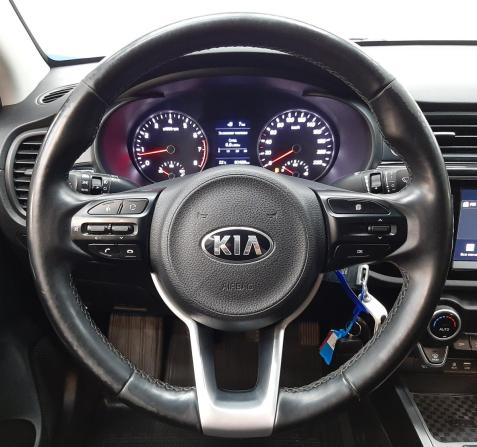 Kia Rio IV с пробегом 2017 года, цена 1 230 000 рублей, 80468 км, седан, Автокод Объявления